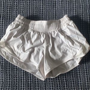 2.5” White Lululemon Hot Hotty Shorts